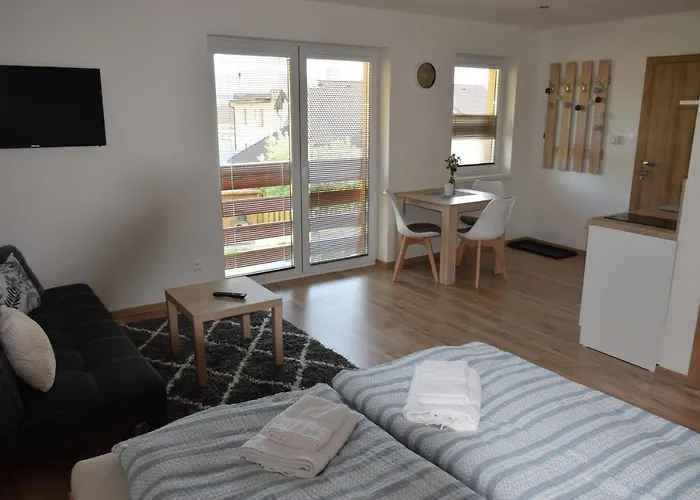 Apartman Ademi *